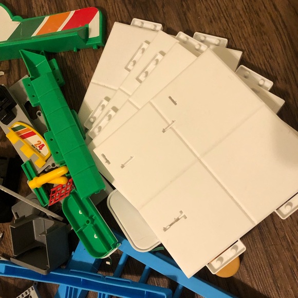 Mini Brands convenience store series 3 - Picture 5 of 9